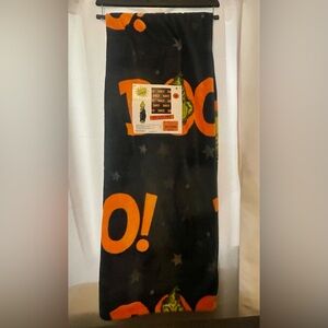 The Grinch Halloween Plush Throw